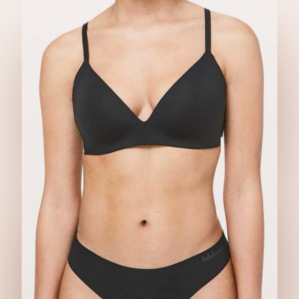 Lululemon Take Shape Bra In Black Size 32 C
